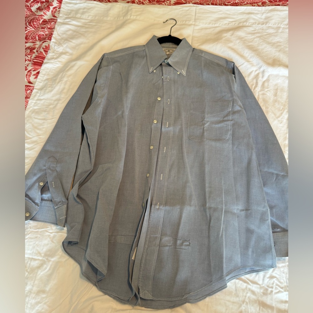Button Down 16/33